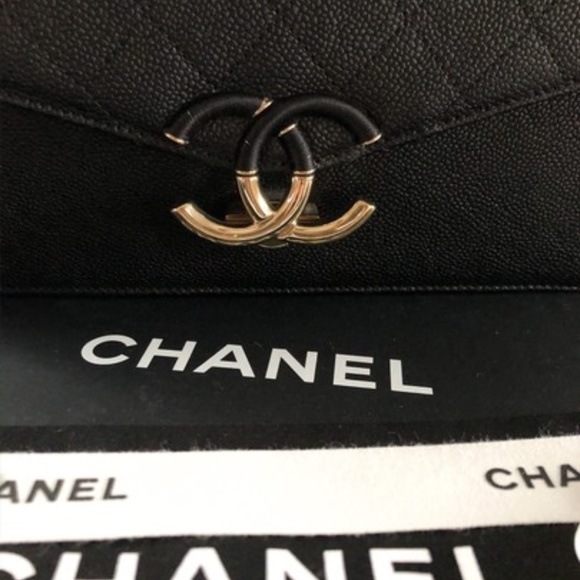 Chanel Chain Flap Bag Quilted Caviar Medium - Picture 7 of 8